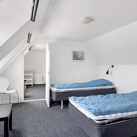 6 Person In Rudkobing-by Traum * Rudkøbing